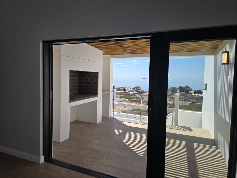 3 Bedroom Property for Sale in St Helena Views Western Cape